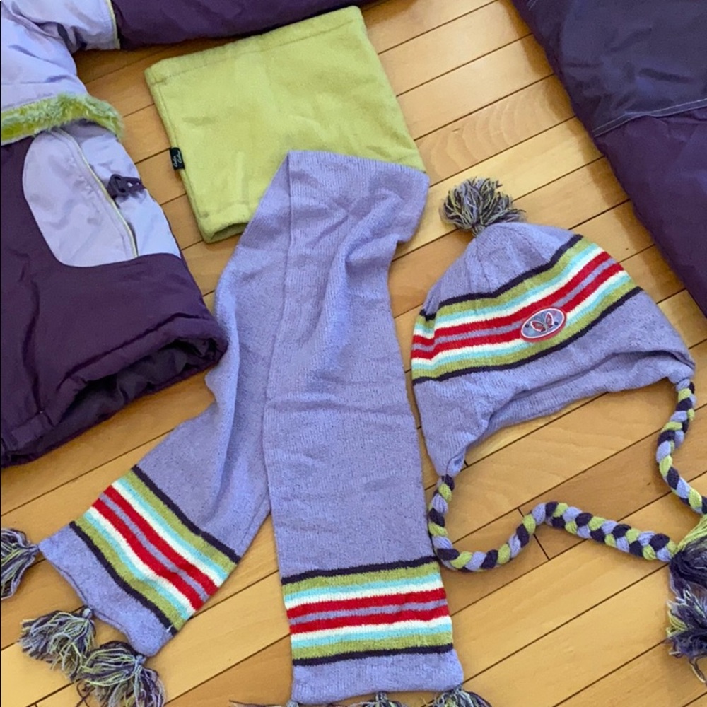 Snowsuit - Picture 2 of 5